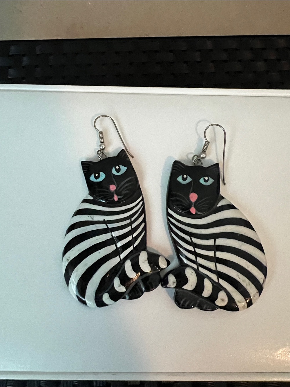 Vintage wooden Black & White Striped Cat Earrings - Cute Cat Design